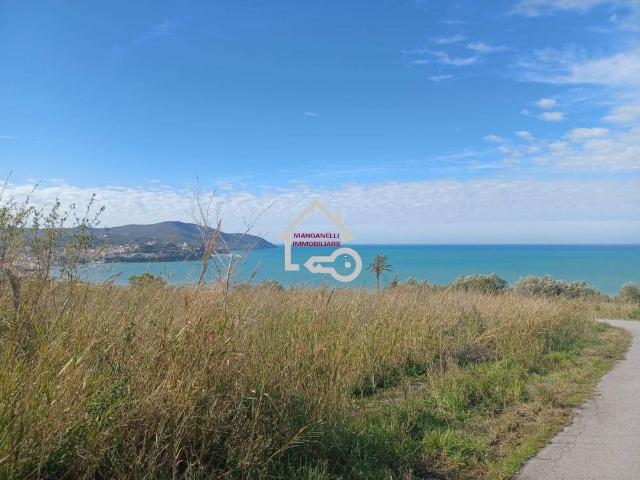 Terreno in vendita a Agropoli SA