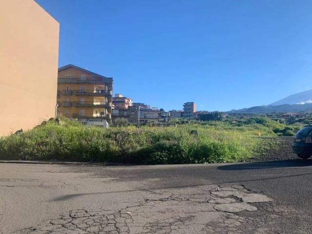 Terreno in vendita a Adrano CT