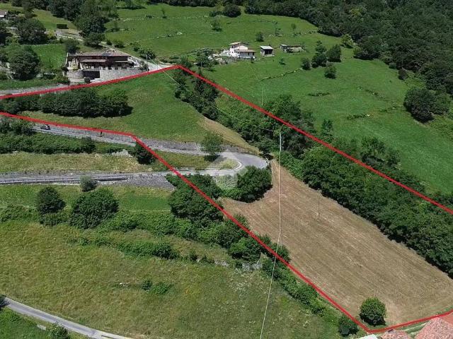 Terreno in vendita a Adrara San Rocco BG