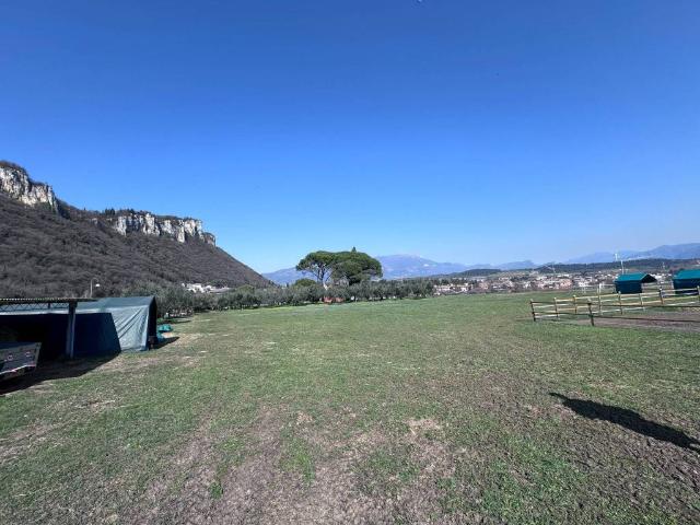 Terreno in vendita a Affi VR