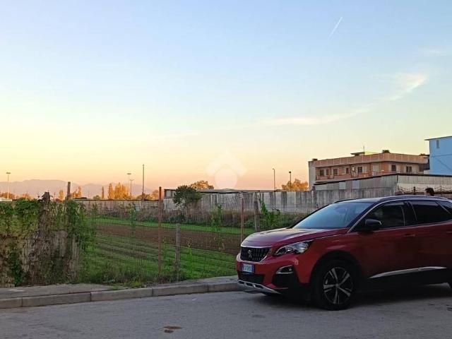 Terreno in vendita a Afragola NA