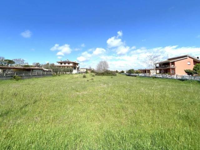 Terreno in vendita a Anzio RM