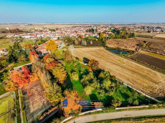 Terreno in vendita a Asigliano Vercellese VC