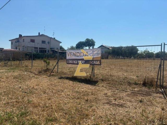 Terreno in vendita a Aprilia LT