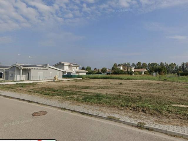 Terreno in vendita a Bagnolo San Vito MN