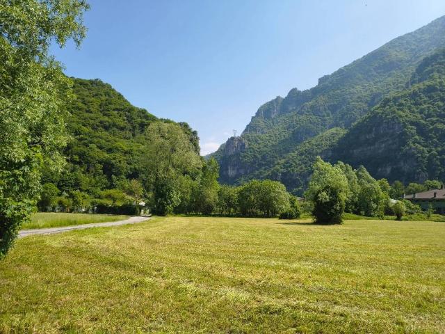 Terreno in vendita a Ballabio LC