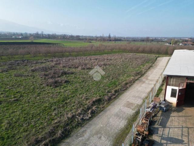Terreno in vendita a Barge CN
