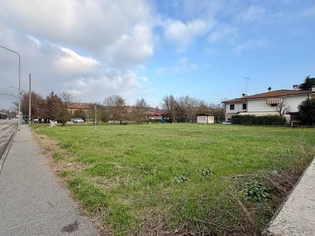 Terreno in vendita a Baricella BO