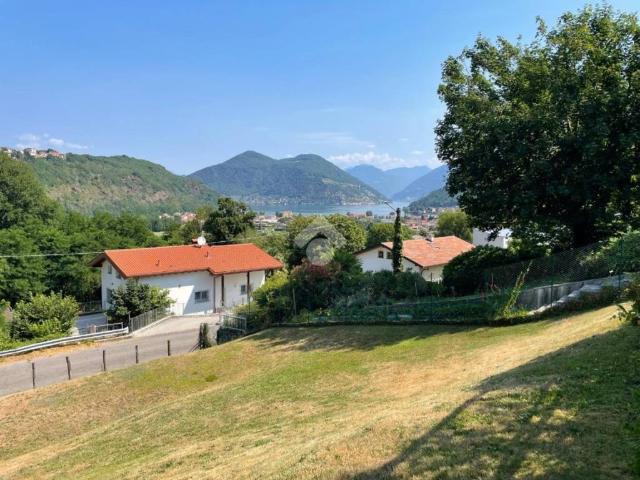 Terreno in vendita a Besano VA