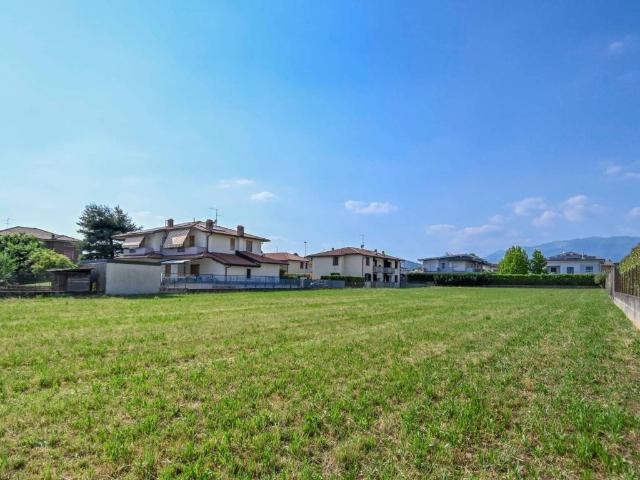 Terreno in vendita a Bonate Sopra BG
