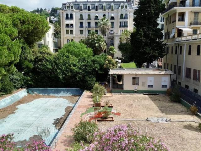 Terreno in vendita a Bordighera IM