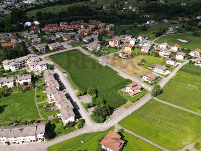 Terreno in vendita a Borgo Valbelluna BL