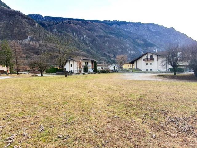 Terreno in vendita a Borgo Chiese TN