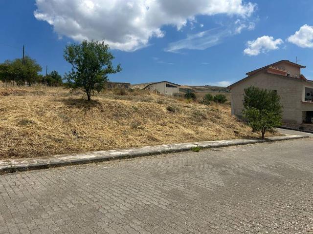 Terreno in vendita a Blufi PA