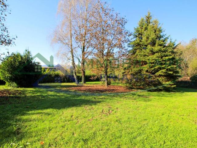 Terreno in vendita a Cadrezzate con Osmate VA