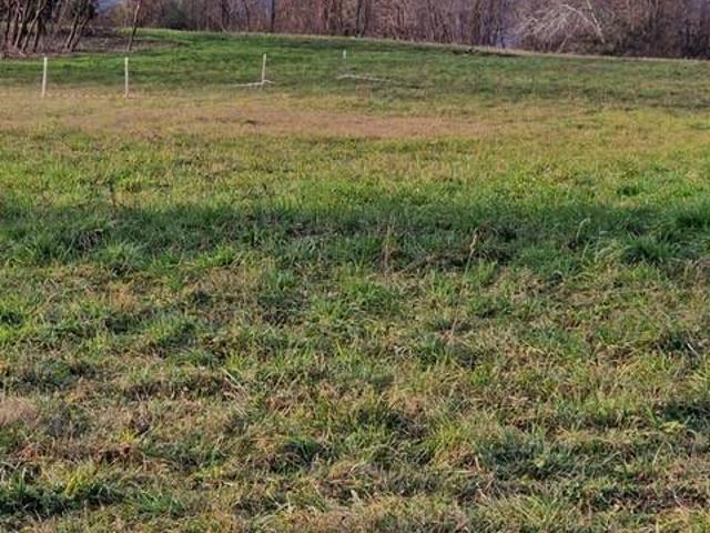 Terreno in vendita a Cadrezzate con Osmate VA