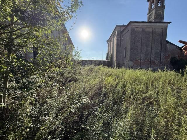 Terreno in vendita a Calvignasco MI