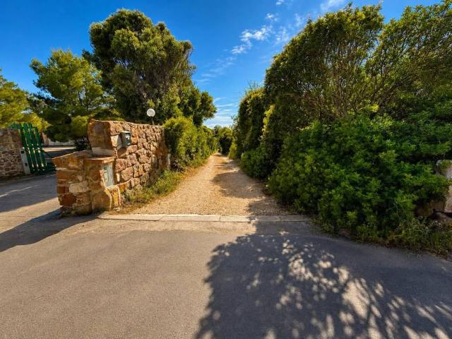 Terreno in vendita a Calasetta SU