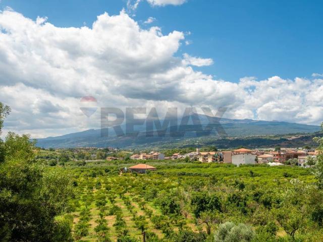 Terreno in vendita a Calatabiano CT