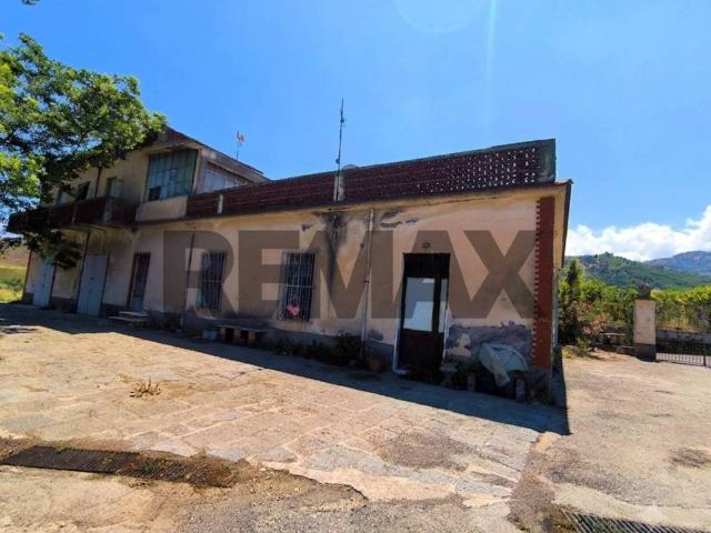 Terreno in vendita a Calatabiano CT