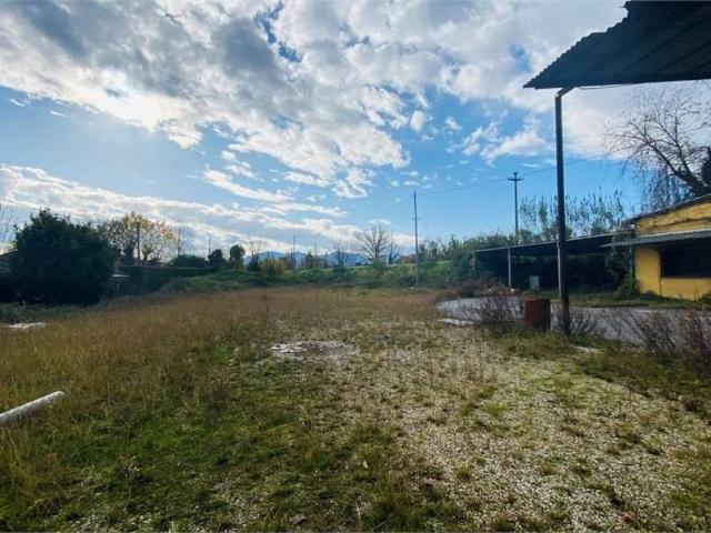 Terreno in vendita a Capannori LU