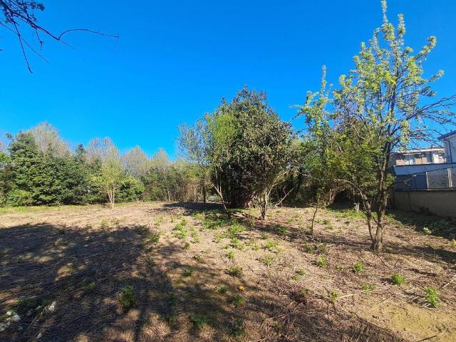 Terreno in vendita a Caponago MB