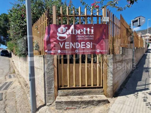 Terreno in vendita a Capoterra CA