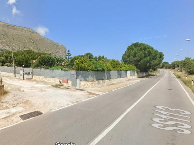 Terreno in vendita a Carini PA