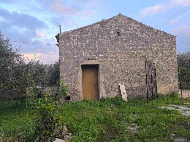 Terreno in vendita a Carini PA