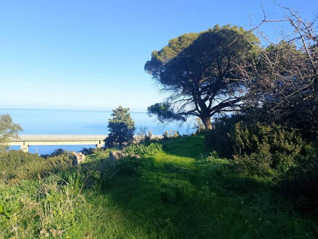 Terreno in vendita a Caronia ME