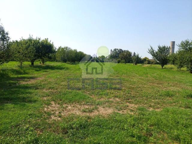 Terreno in vendita a Castelvetro Piacentino PC