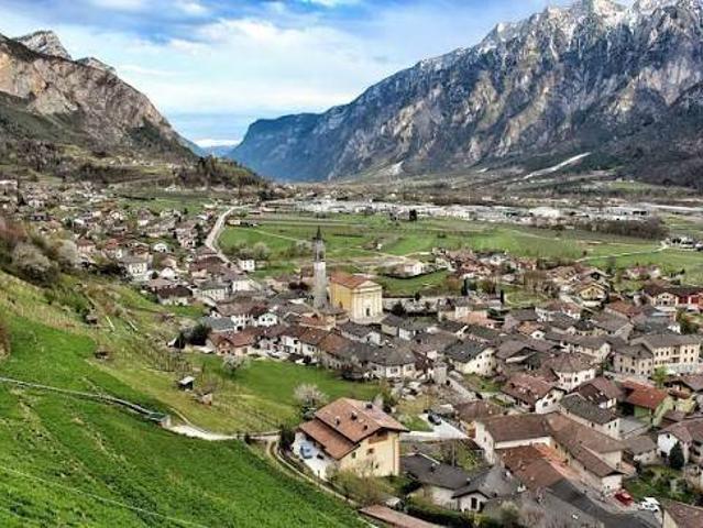 Terreno in vendita a Castel Ivano TN