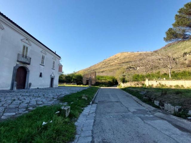 Terreno in vendita a Castel San Giorgio SA
