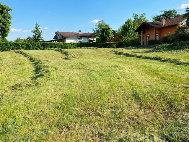 Terreno in vendita a Castelletto Sopra Ticino NO