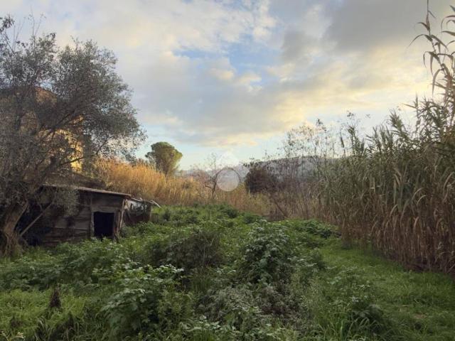 Terreno in vendita a Castelnuovo di Porto RM