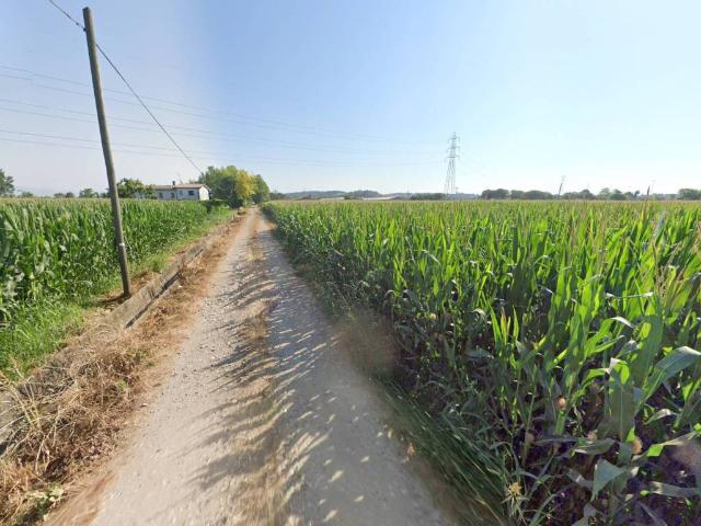 Terreno in vendita a Castiglione delle Stiviere MN