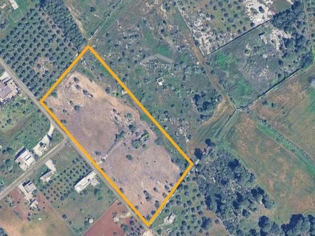 Terreno in vendita a Castrignano de' Greci LE