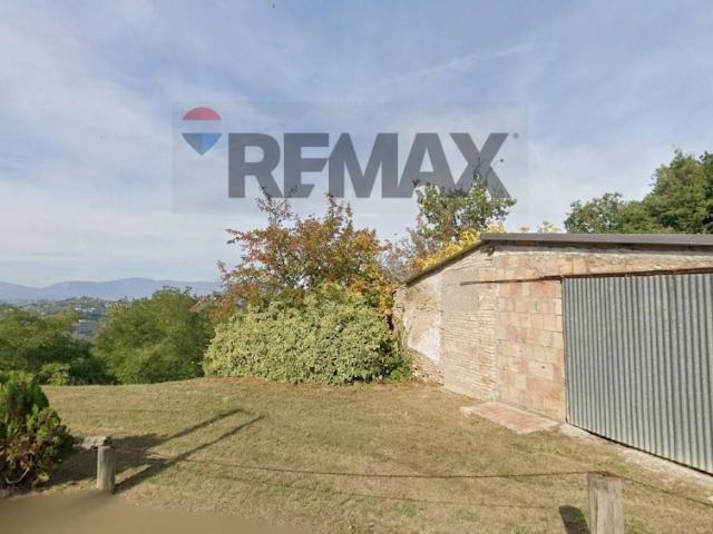 Terreno in vendita a Casacanditella CH