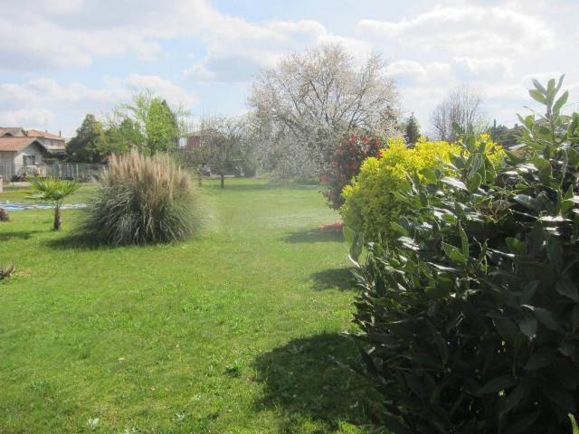 Terreno in vendita a Casale Litta VA