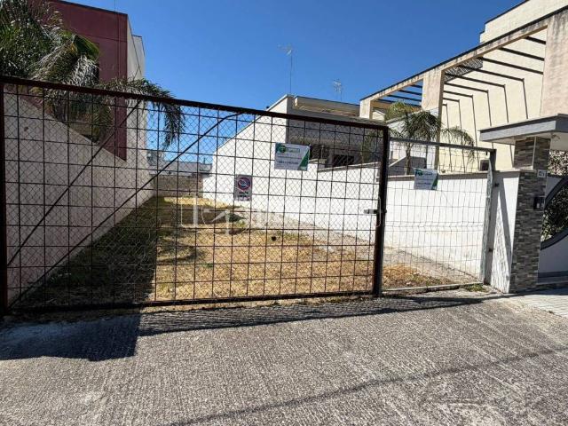 Terreno in vendita a Cavallino LE
