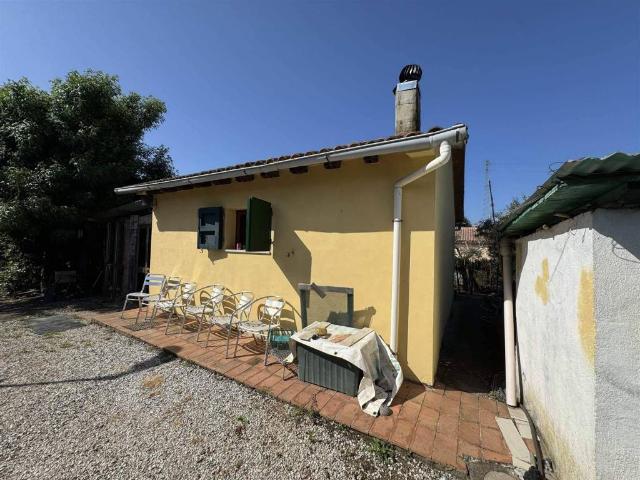 Terreno in vendita a Cecina LI