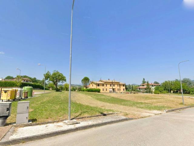 Terreno in vendita a Cerreto d'Esi AN