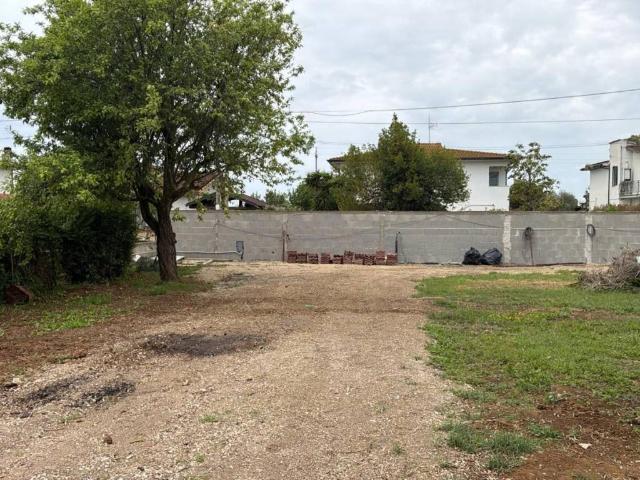 Terreno in vendita a Cisterna di Latina LT