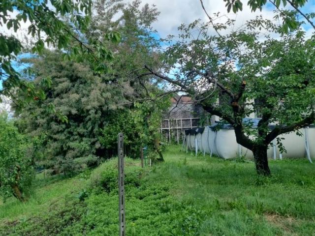 Terreno in vendita a Cocquio Trevisago VA