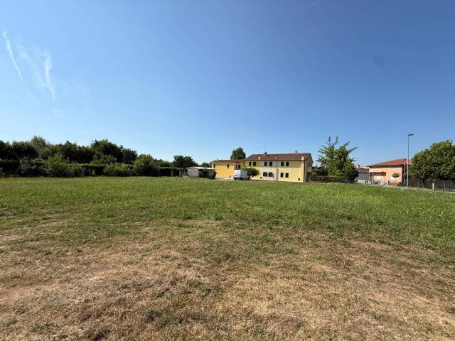 Terreno in vendita a Colle Umberto TV