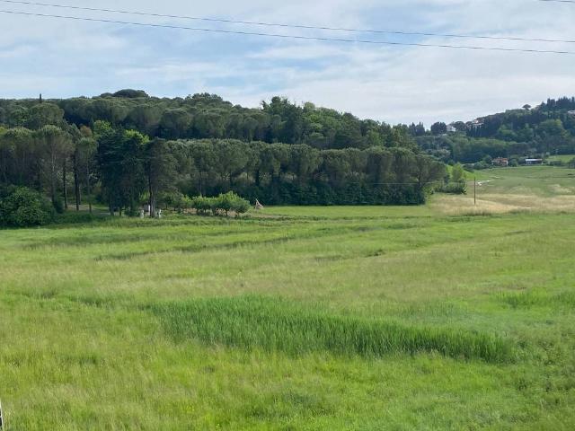 Terreno in vendita a Collesalvetti LI