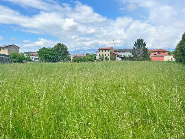 Terreno in vendita a Cordenons PN