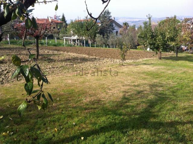 Terreno in vendita a Coriano RN