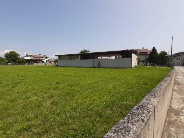 Terreno in vendita a Corno di Rosazzo UD