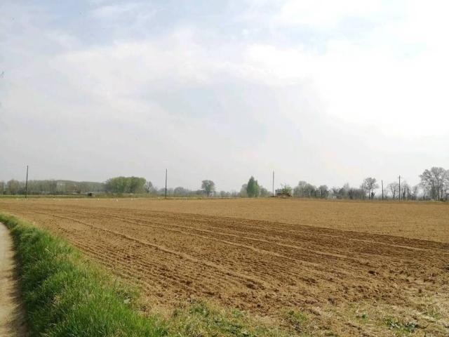 Terreno in vendita a Cumignano sul Naviglio CR